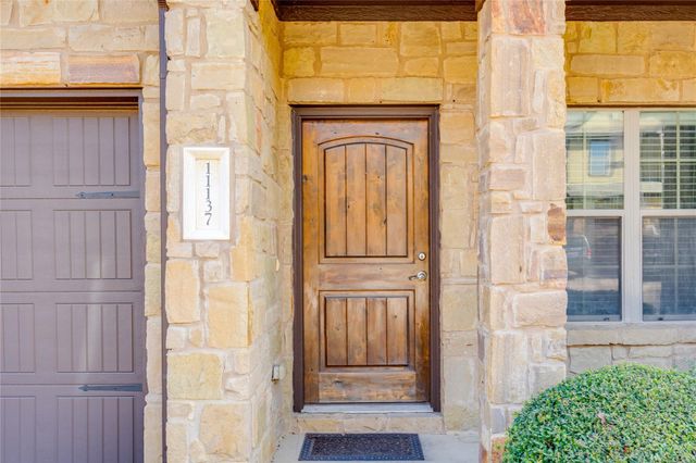 11137 Bright Leaf TER 11137, Austin, TX 78748