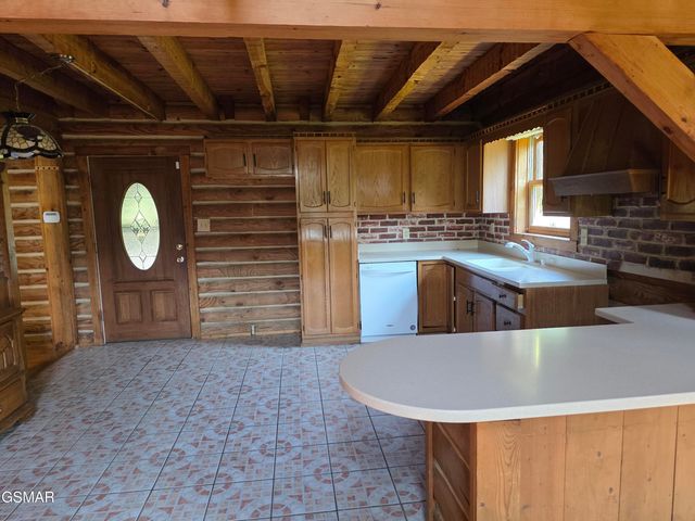 2875 E Walnut Grove Road, Sevierville, TN 37876