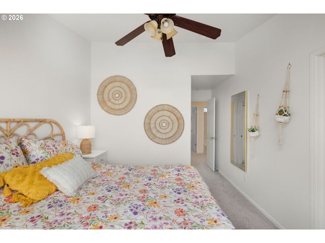 2754 Nw KENNEDY Ct, Portland, OR 97229