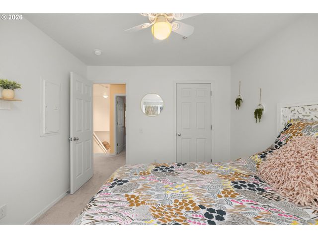 2754 Nw KENNEDY Ct, Portland, OR 97229