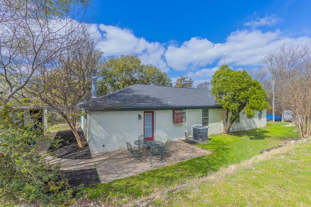 173 Bosque Bend Lane, China Spring, TX 76633