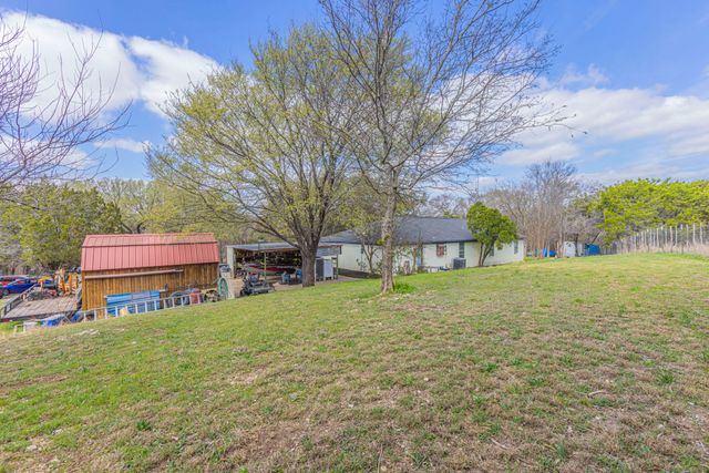 173 Bosque Bend Lane, China Spring, TX 76633