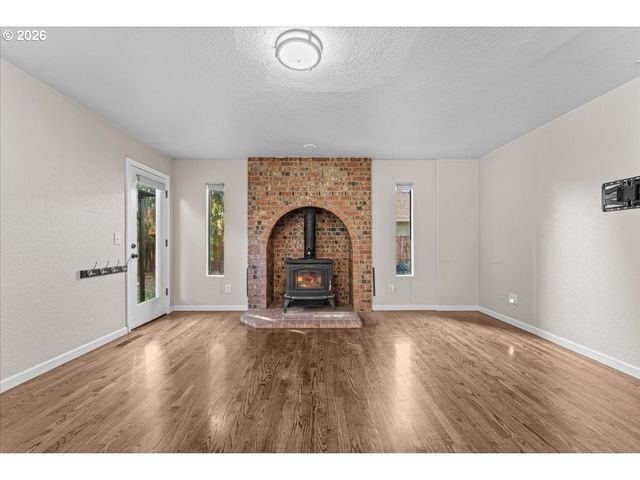13136 Sw CHIMNEY RIDGE St, Portland, OR 97223