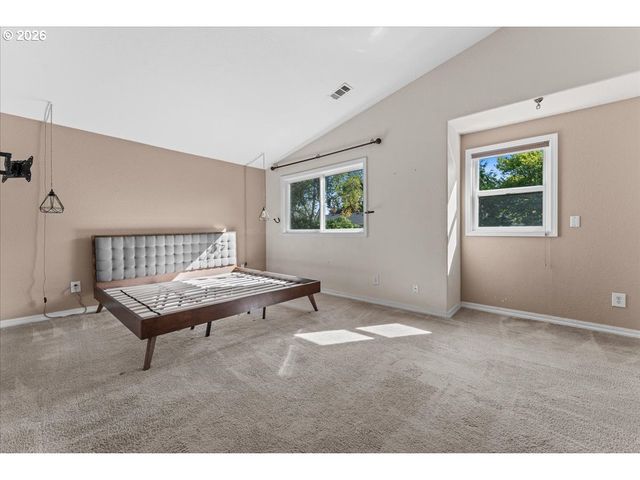 13136 Sw CHIMNEY RIDGE St, Portland, OR 97223