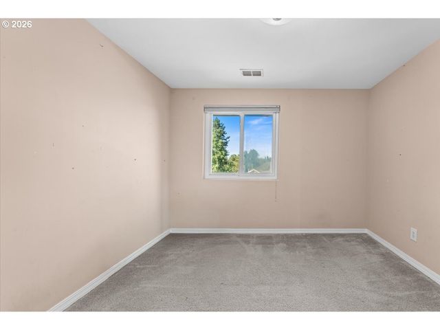 13136 Sw CHIMNEY RIDGE St, Portland, OR 97223