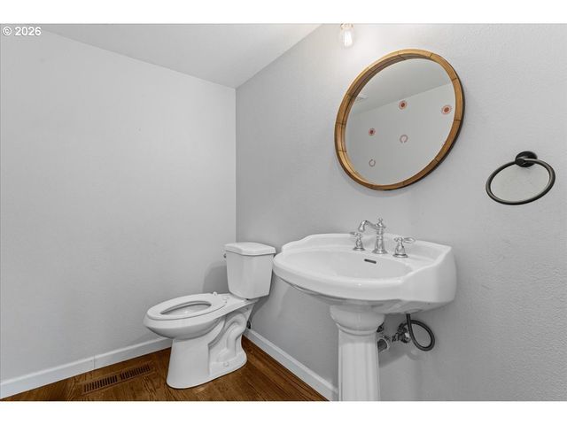 13136 Sw CHIMNEY RIDGE St, Portland, OR 97223
