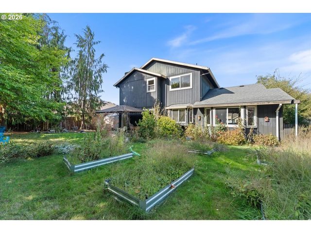 13136 Sw CHIMNEY RIDGE St, Portland, OR 97223