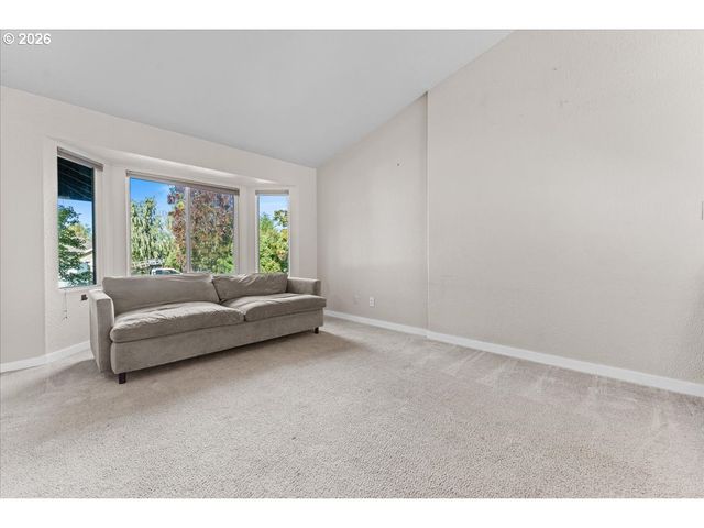 13136 Sw CHIMNEY RIDGE St, Portland, OR 97223