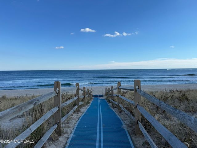 2 Shell Road, Mantoloking, NJ 08738