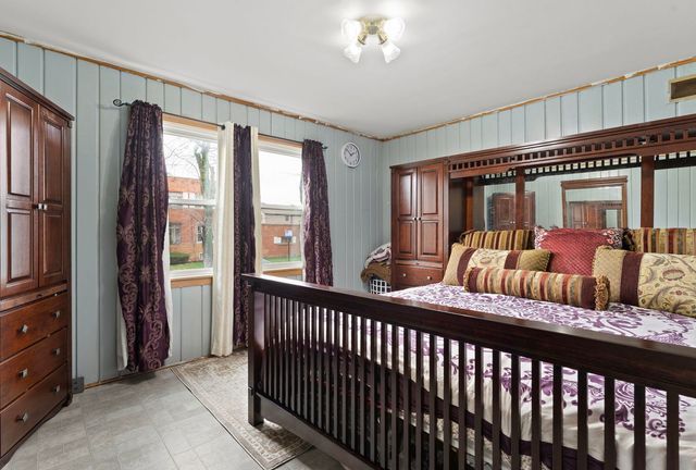 3025 W Rosemont Avenue, Chicago, IL 60659