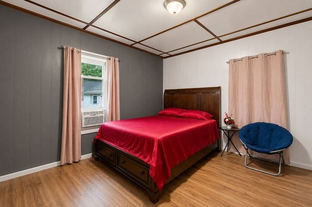60 Newton St, New Bedford, MA 02740