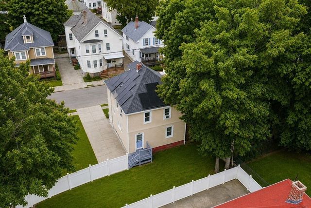 60 Newton St, New Bedford, MA 02740