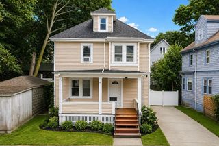 60 Newton St, New Bedford, MA 02740