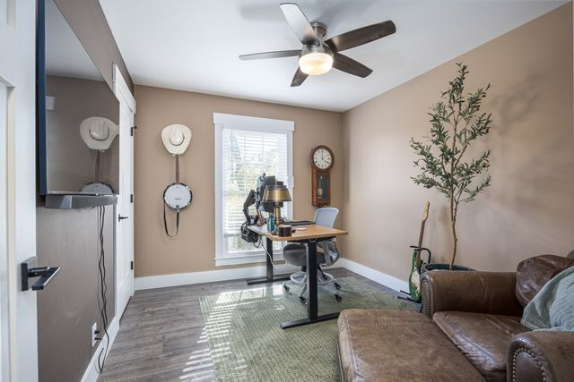 642 Hicks Rd, Nashville, TN 37221