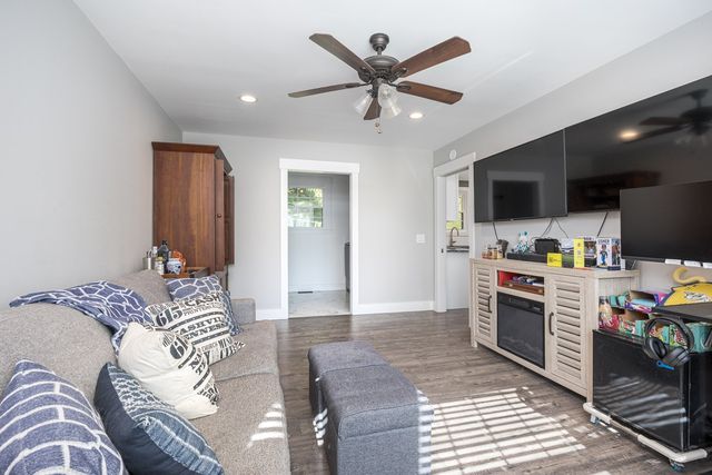642 Hicks Rd, Nashville, TN 37221