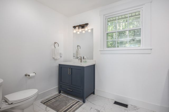 642 Hicks Rd, Nashville, TN 37221