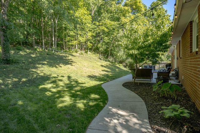 642 Hicks Rd, Nashville, TN 37221