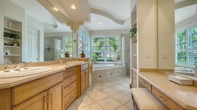 8215 WATERVIEW BOULEVARD, Lakewood Ranch, FL 34202