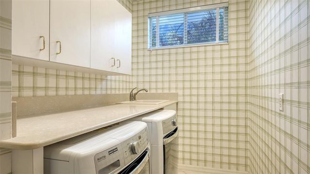 8215 WATERVIEW BOULEVARD, Lakewood Ranch, FL 34202