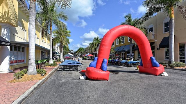 8215 WATERVIEW BOULEVARD, Lakewood Ranch, FL 34202