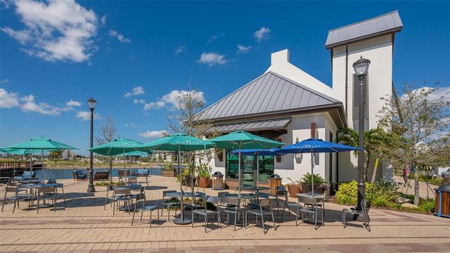 8215 WATERVIEW BOULEVARD, Lakewood Ranch, FL 34202