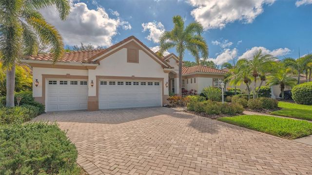 8215 WATERVIEW BOULEVARD, Lakewood Ranch, FL 34202