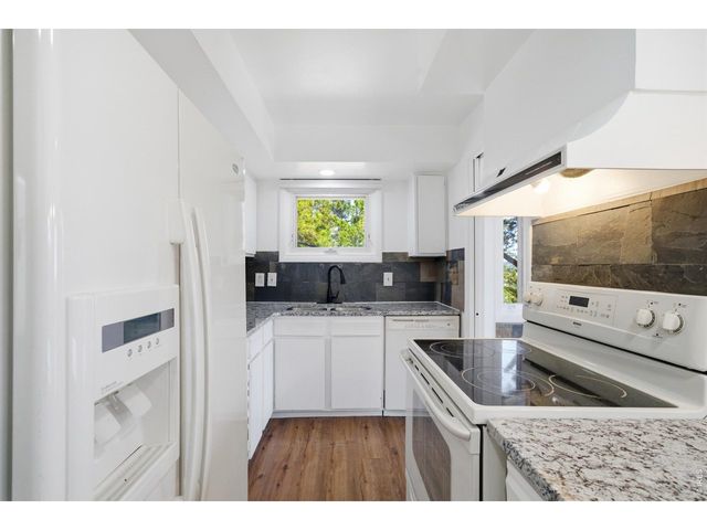 910 Chute Rd, Golden, CO 80403