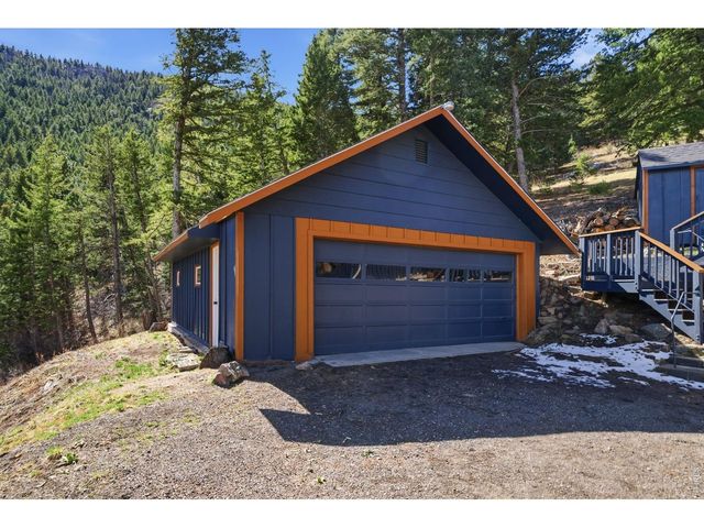 910 Chute Rd, Golden, CO 80403