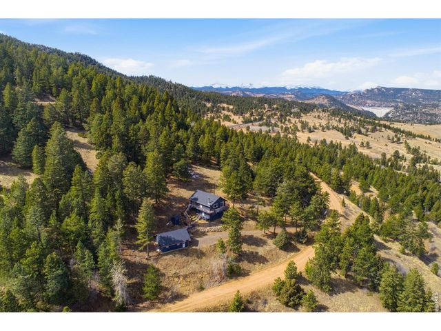 910 Chute Rd, Golden, CO 80403