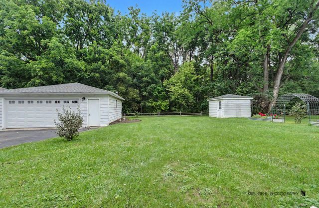 44 N Lake Avenue, Third Lake, IL 60030