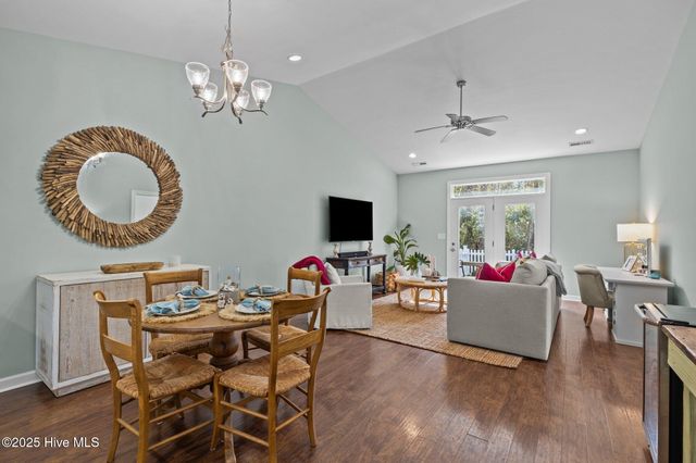 3303 Hogan Court B, Morehead City, NC 28557