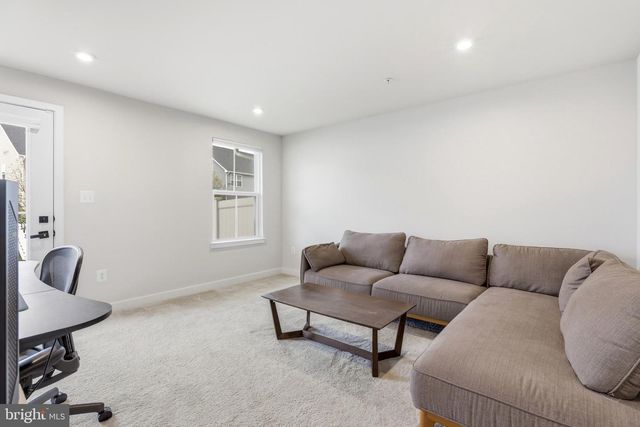 7326 ISABELLA RD, Laurel, MD 20723