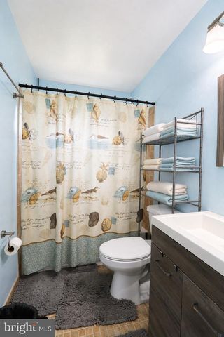 6804 MARIANNE DR, Suitland, MD 20746