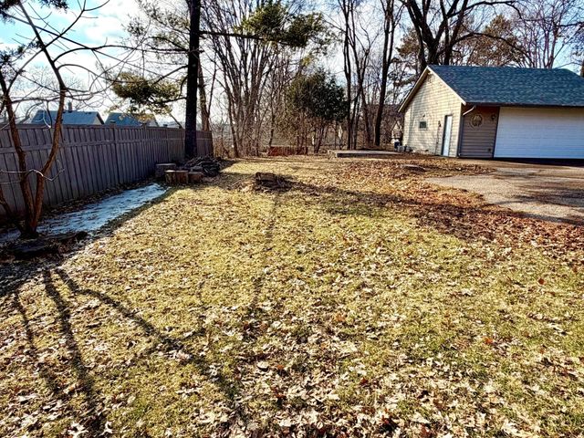 716 Owens Street N, Stillwater, MN 55082