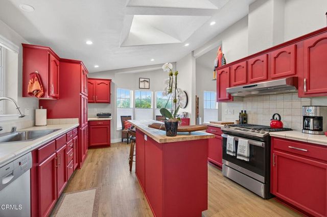 1215 Anchors Way Drive 75, Ventura, CA 93001