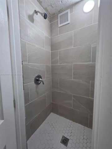 8550 SW 109th Ave 5-228, Miami, FL 33173