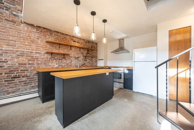 20 Beacon Street 2, Chelsea, MA 02150