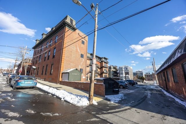 20 Beacon Street 2, Chelsea, MA 02150