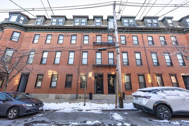 20 Beacon Street 2, Chelsea, MA 02150