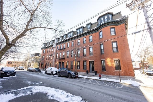 20 Beacon Street 2, Chelsea, MA 02150