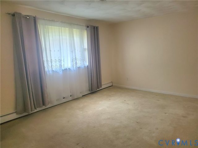 514 Duffton Rd, Richmond, VA 23225