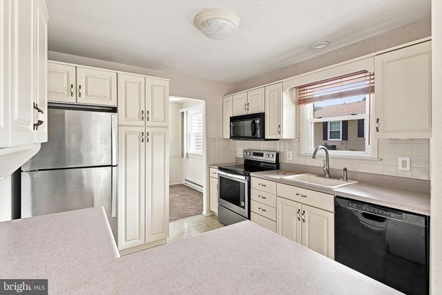 65 NORWALK AVE, Manchester, NJ 08759