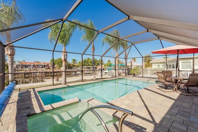 5009 DORY DRIVE, New Port Richey, FL 34652