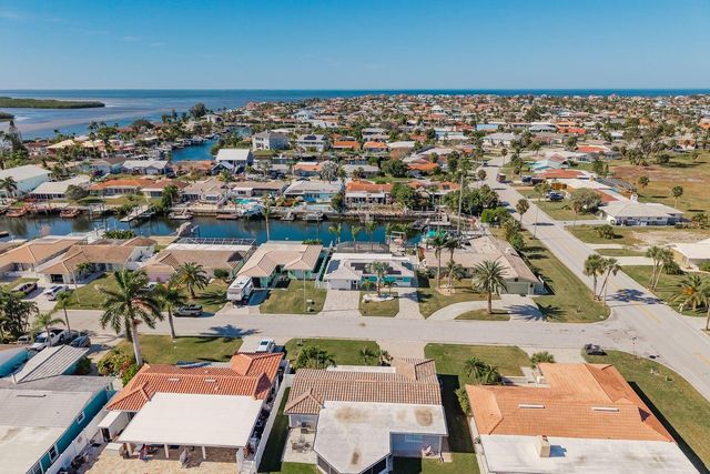 5009 DORY DRIVE, New Port Richey, FL 34652