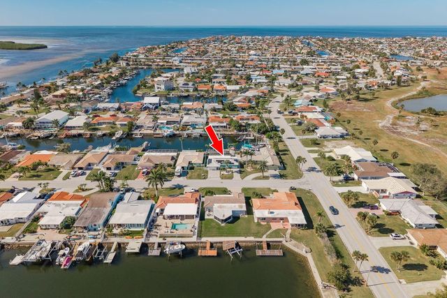 5009 DORY DRIVE, New Port Richey, FL 34652