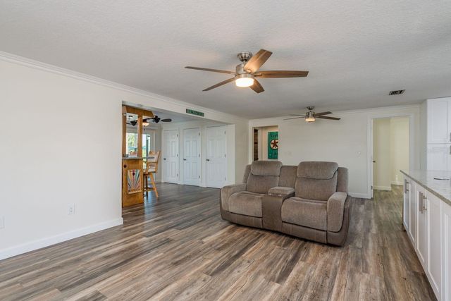 5009 DORY DRIVE, New Port Richey, FL 34652