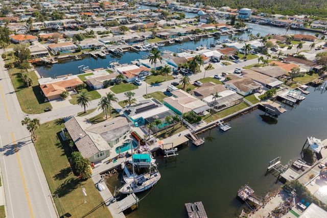 5009 DORY DRIVE, New Port Richey, FL 34652