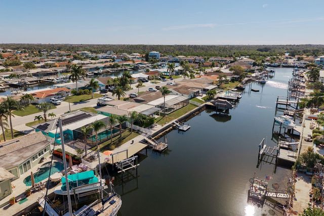 5009 DORY DRIVE, New Port Richey, FL 34652