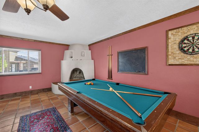 911 Palmas Altas Drive SE, Rio Rancho, NM 87124