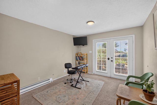 911 Palmas Altas Drive SE, Rio Rancho, NM 87124